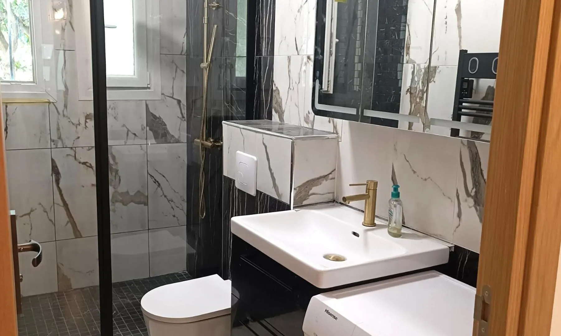 Modern 3 Rooms On The Ground Floor Marsilya Daire
