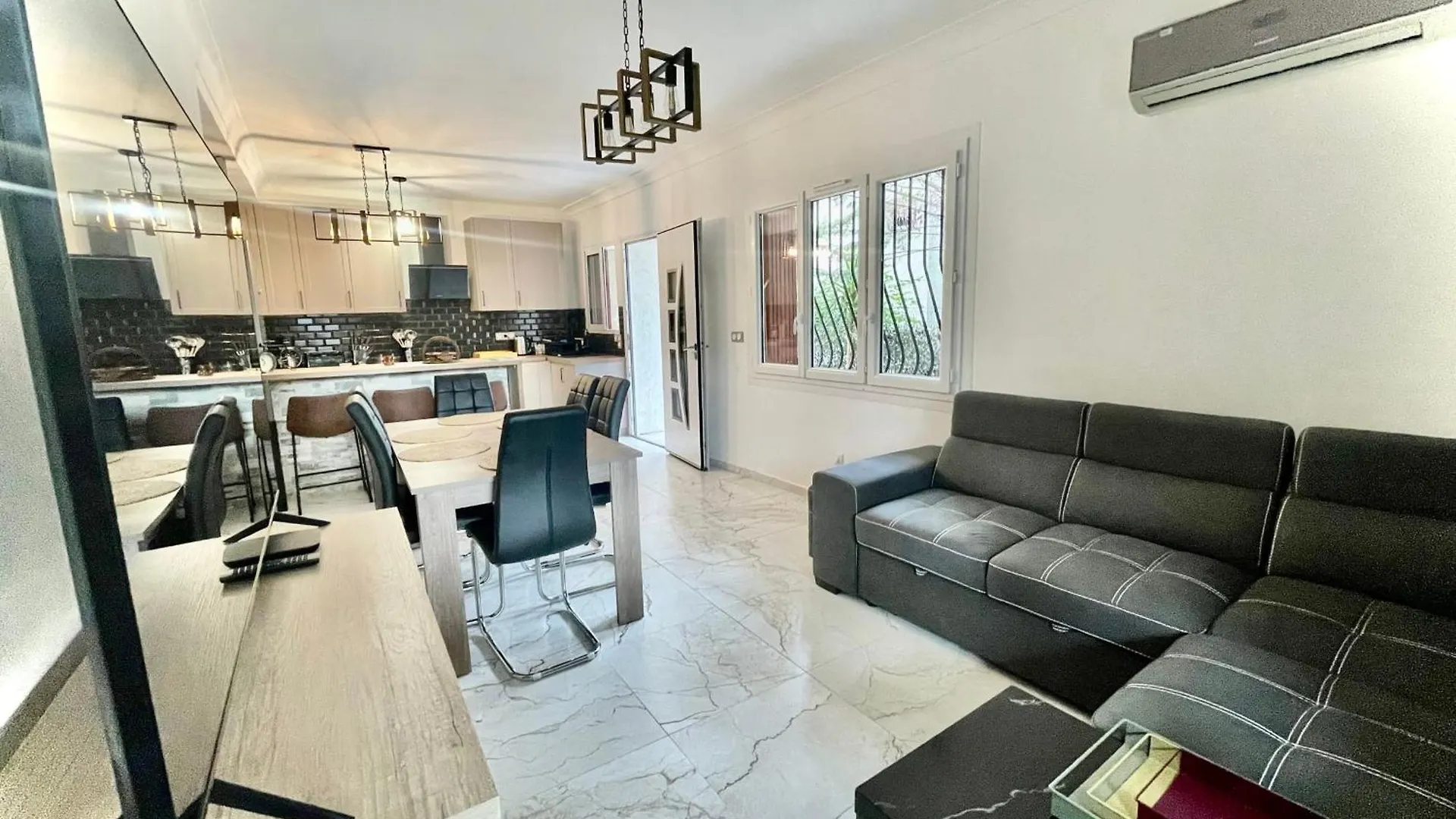 Modern 3 Rooms On The Ground Floor location